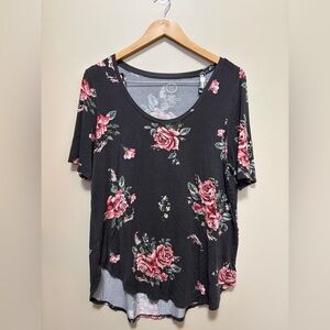 Maurices Black and Pink Floral Short Sleeve Top